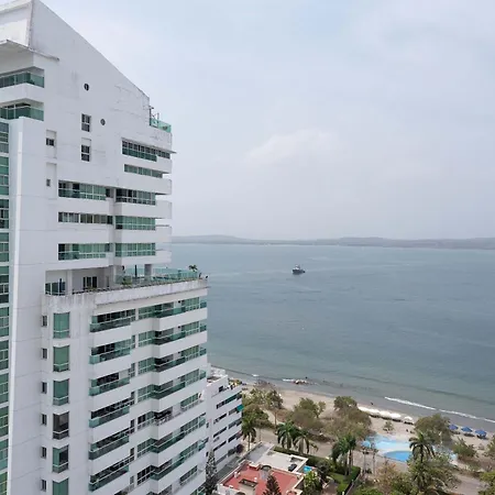 Tres - Vista Al Mar Apartamento *