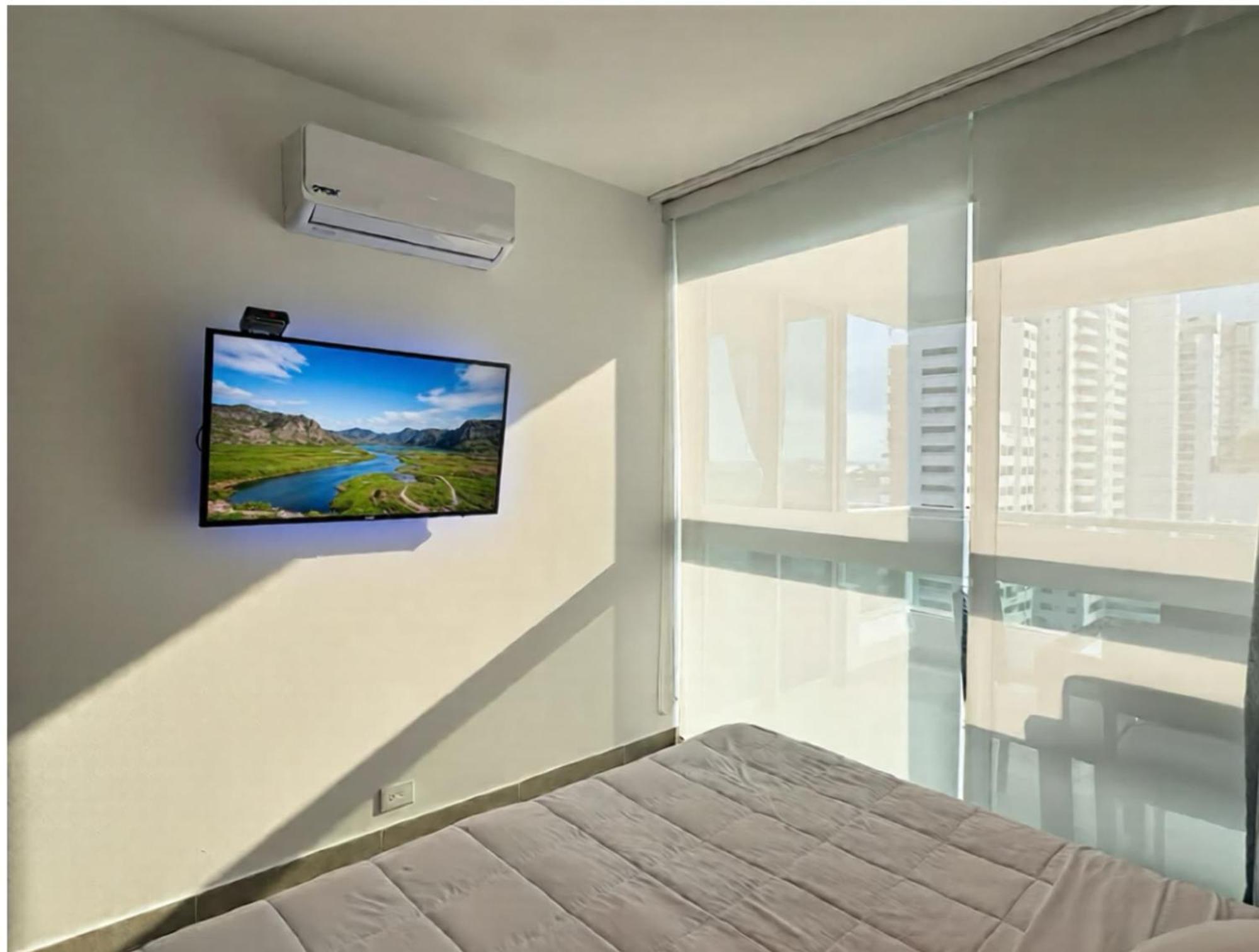 Tres - Vista Al Mar *