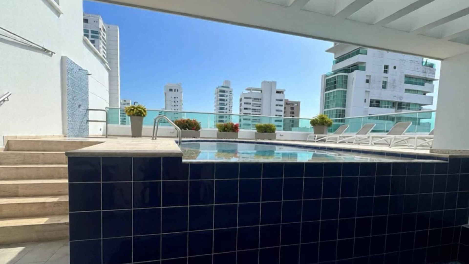Tres - Vista Al Mar Apartamento